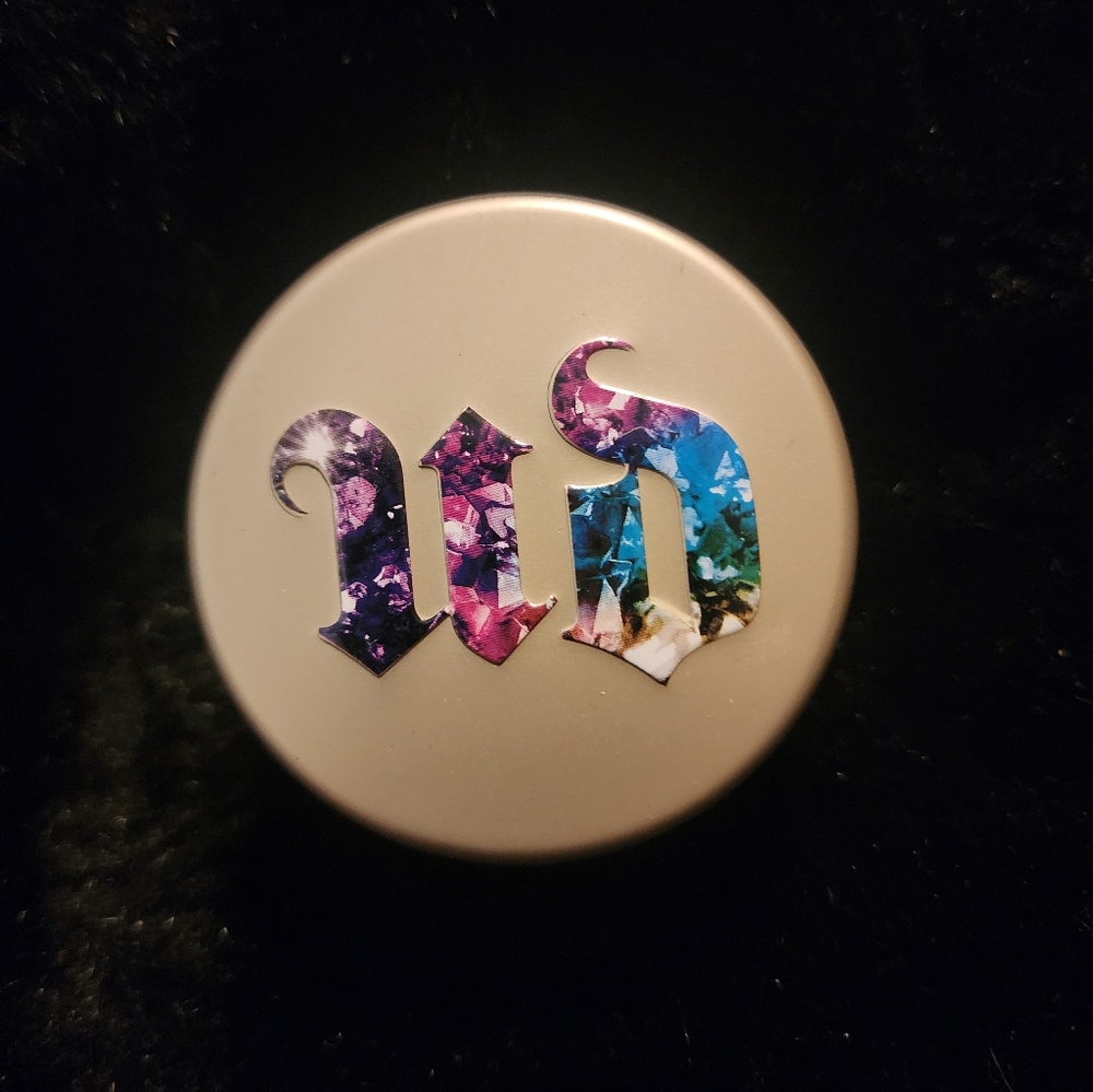 Urban Decay Stoned Vibes Multi-Faucted Highlighter